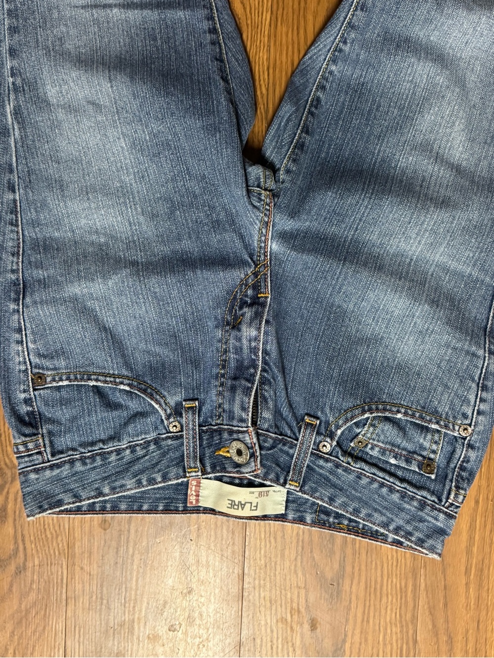 Levi's 519 Classic Blue Flare Boot Cut Jeans Y2K Casual School Weekend Vintage - Picture 3 of 11